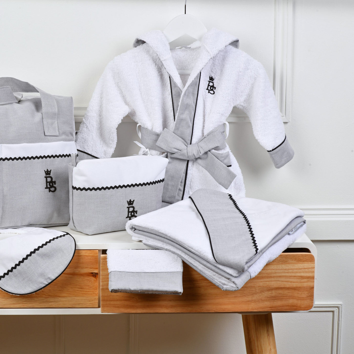 Nursery  | Hooded Towels & Bathrobes